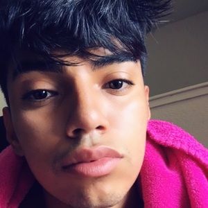 Meet your Posher, Rujelio